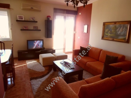 Apartament 2+1 per shitje shume prane Sheshit Skenderbej ne Tirane (TRS-116-41K)