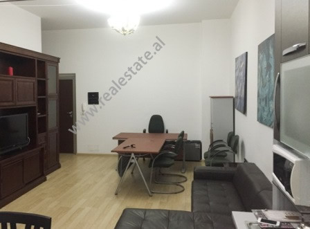 Apartament 1 + 1 me qera ne rrugen e Bogdaneve ne Tirane (TRR-216-9b)