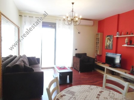 Apartament 2+1 me qera ne qender ne Tirane (TRR-317-33L)