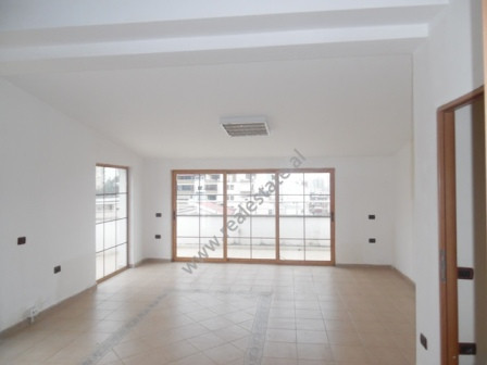Office spacefor rent in Pjeter Budi street in Tirana, Albania (TRR-1217-63d)