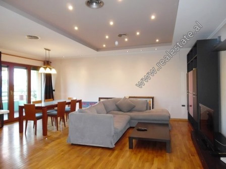 Apartament 2+1 me qera prane rruges se Elbasanit ne Tirane