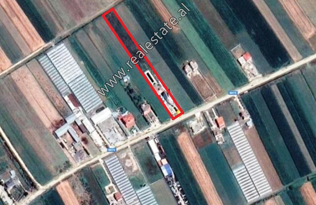 Land and 4-storey building  for sale in Strume area in Fier (FRS-819-1L)