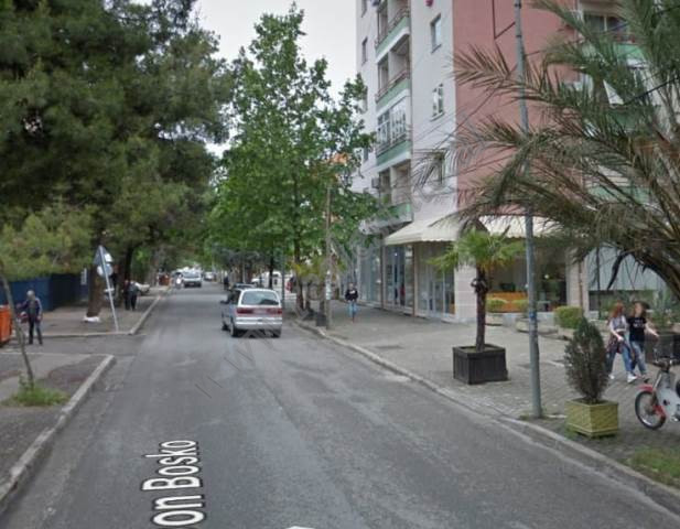 Vile me qera ne rrugen Don Bosko ne Tirane