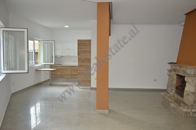 Apartament 3+1 me qira ne zonen e Selites ne Tirane