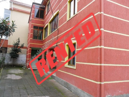 Three storey villa for rent in Artan Lenja Street in Tirana (TRR-114-5b)