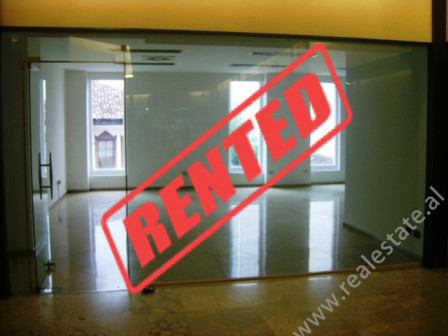 Business space for rent in Abdi Toptani Street in Tirana, Albania (TRR-714-7j)