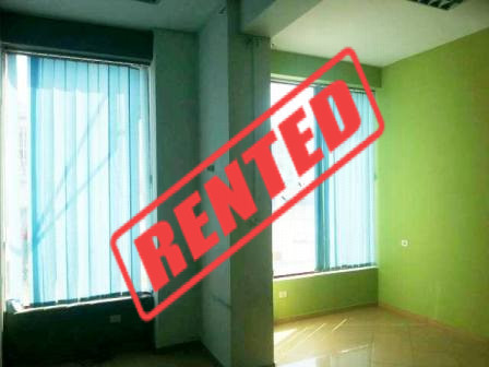 Store space for rent in Kavaja Street in Tirana , Albania (TRR-914-22b)