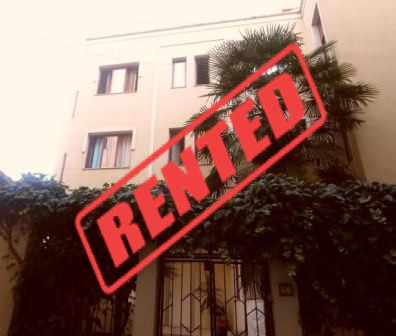 Three floor villa for business for rent in Fortuzi Street in Tirana , Albania (TRR-816-43a)