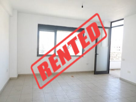 One bedroom apartment for rent in Barrikadave Street in Tirana, Albania (TRR-517-31L)