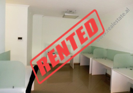 Zyre me qera ne Bulevardin Gjergj Fishta ne Tirane (TRR-617-8K)