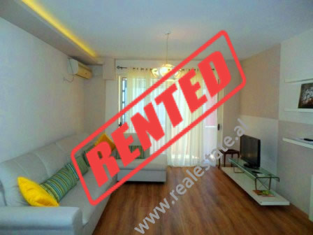 Apartament 1+1 me qera prane Nobis Center ne Tirane