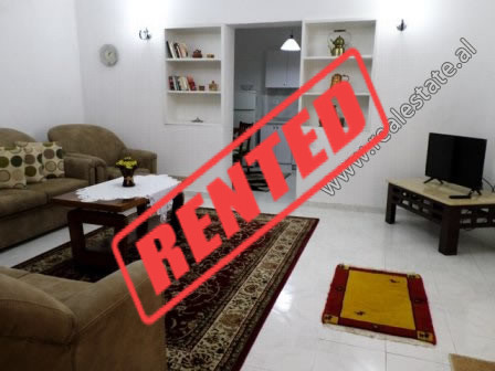 Apartament 2+1 me qera prane rruges se Elbasanit ne Tirane (TRR-118-3L)