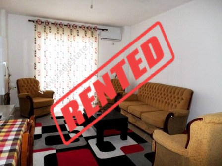 Apartament 2+1 me qera prane Kopshtit Botanik ne Tirane, (TRR-318-54d)