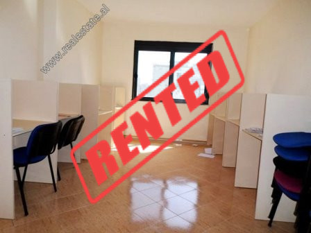 Office for rent in the New Boulevard in Tirana, Albania (TRR-418-9L)