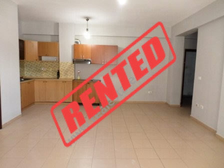 Three bedroom apartment for rent close to Barrikadave street in Tirana, Albania (TRR-418-14d)