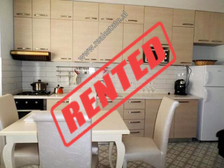 Apartament 3+1 me qera prane rruges Bardhyl ne Tirane (TRR-518-45L)