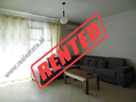 Apartament 1+1 me qera prane Zogut te Zi ne Tirane (TRR-618-25L)