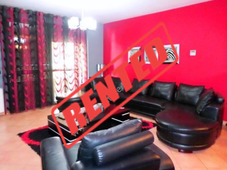 Apartament 3+1 me qera prane rruges Muhamet Gjollesha ne Tirane, (TRR-918-28d)
