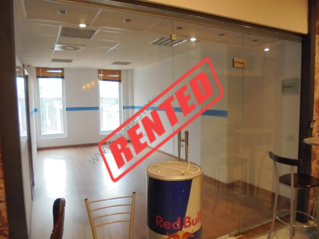 Office for rent in the center of Tirana, Albania (TRR-419-71S)
