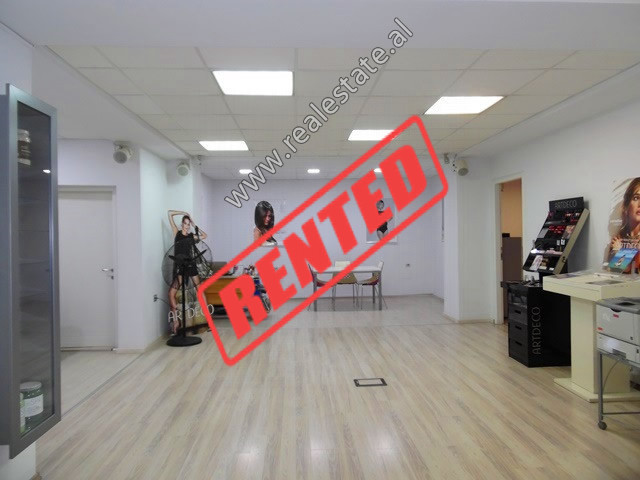 Office for rent in Blloku area in Tirana, Albania (TRR-519-16L)