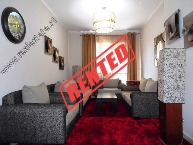 Apartament 1+1 me qera ne rrugen Myslym Shyri ne Tirane (TRR-819-37L)