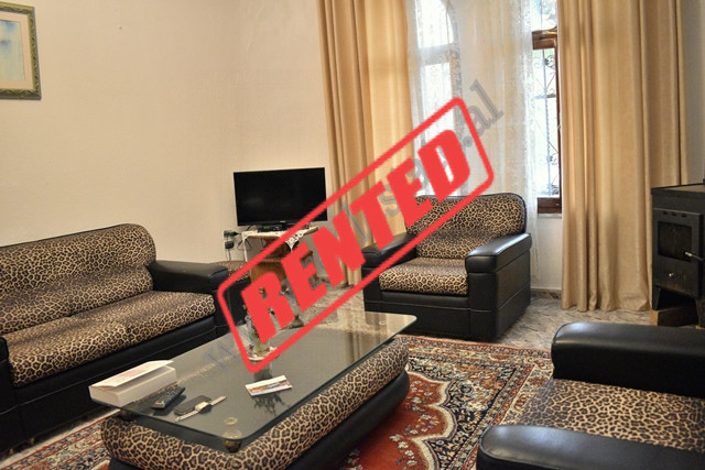 Apartament 2+1 me qera prane Kopshtit Zoologjik ne Tirane
