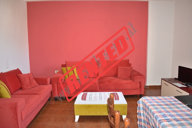 Apartament 1+1 me qira ne Bulevardin Zogu i I ne Tirane