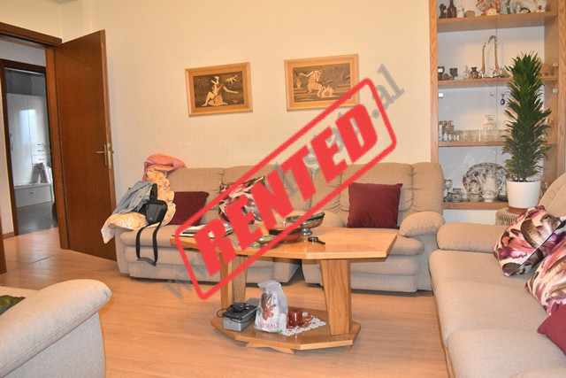 Apartament 2+1 me qira prane Sheshit Avni Rustemi