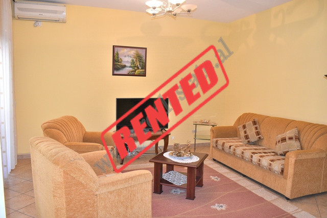 Apartament 3+1 me qira ne rrugen e Elbasanit ne Tirane
