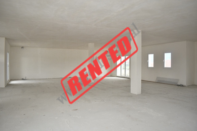 Warehouse for rent in Sauk area in Tirana, Albania