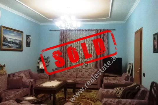 Three storey villa for sale in Xhorxh Bush street in Kamez in Tirana, Albania (TRS-115-19r)