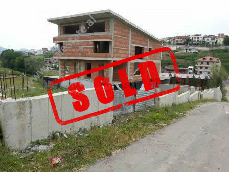 Three Storey Villa for sale in Tirana, close to the Farka Lake, Albania (TRS-515-42b)
