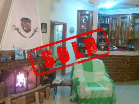Apartament 2 + 1 per shitje ne zonen e Bllokut ne Tirane