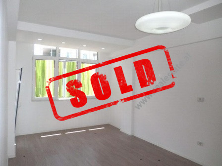 Three bedroom apartment for sale in Mujo Ulqinaku Street in Tirana, Albania (TRS-617-60K)