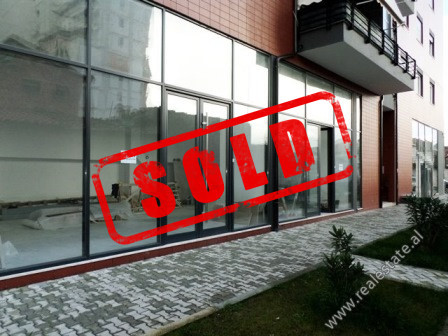 Store for sale in 4 Deshmoret Street in Tirana, Albania (TRS-118-41L)