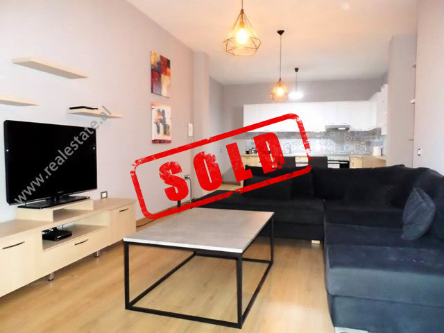 Apartament 2+1 per shitje prane Qendres Kristal ne Tirane (TRS-319-57L)