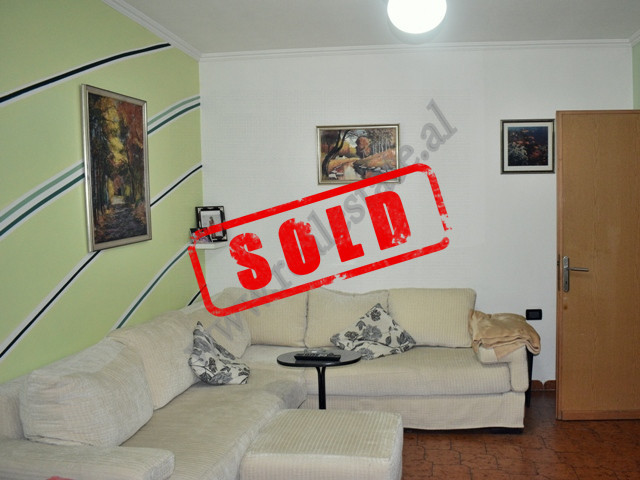 Apartament 2+1 ne shitje ne rrugen e Dibres ne Tirane