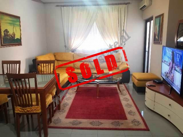 Apartament 3+1 per shitje prane rruges se Kavajes ne Tirane