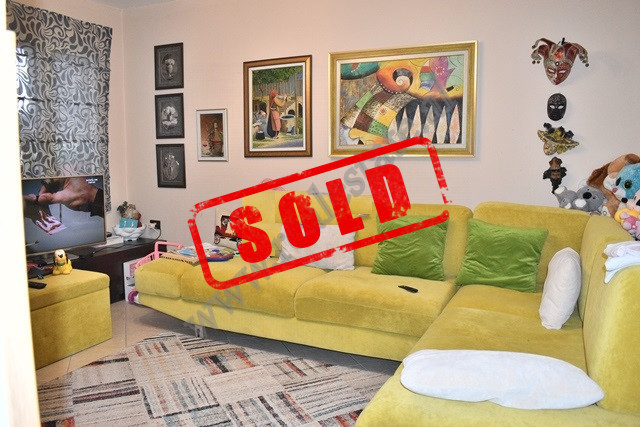 Apartament 2+1 per shitje prane shkolles Harry Fultz ne Tirane
