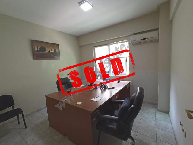 Apartament 2+1 per shitje prane ish Ekspozites  ne Tirane