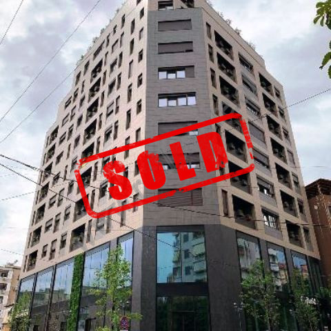 Apartament 2+1 ne shitje ne rrugen e Barrikadave ne Tirane